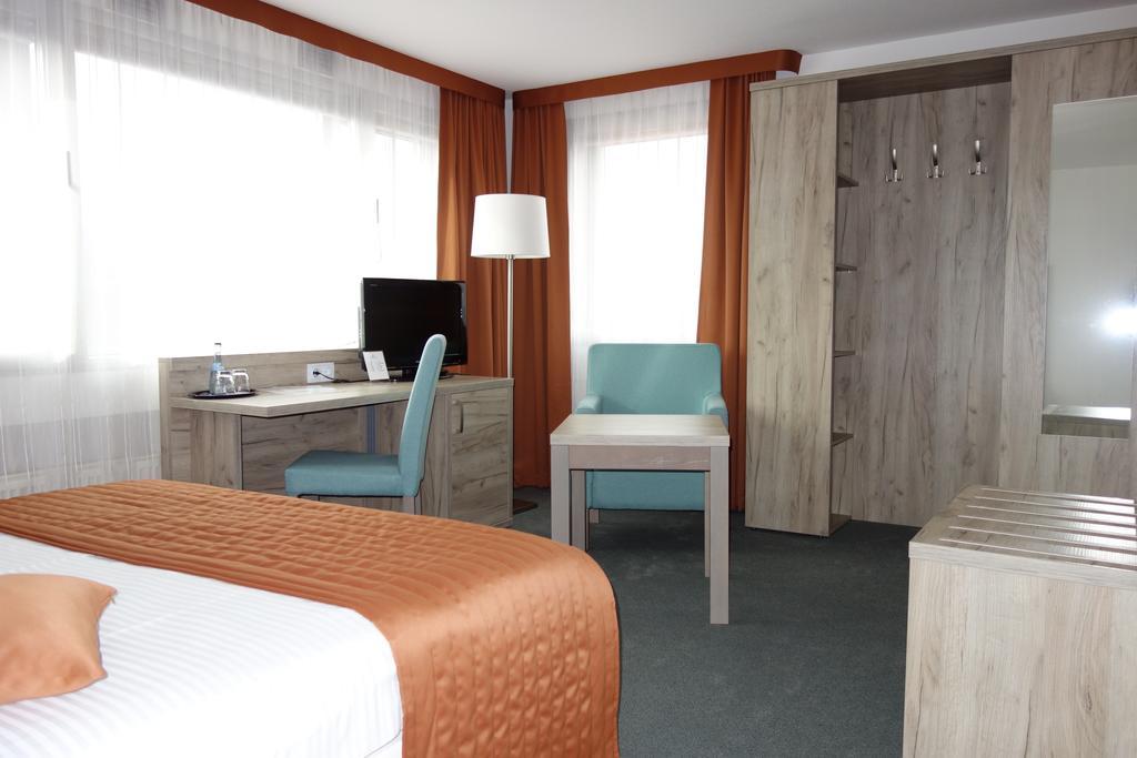 Komfort Hotel Ludwigsburg Eksteriør billede